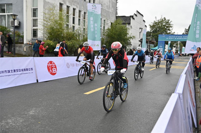 石臺(tái)縣隆重舉辦體育賽事活動(dòng)，點(diǎn)燃全民運(yùn)動(dòng)熱潮